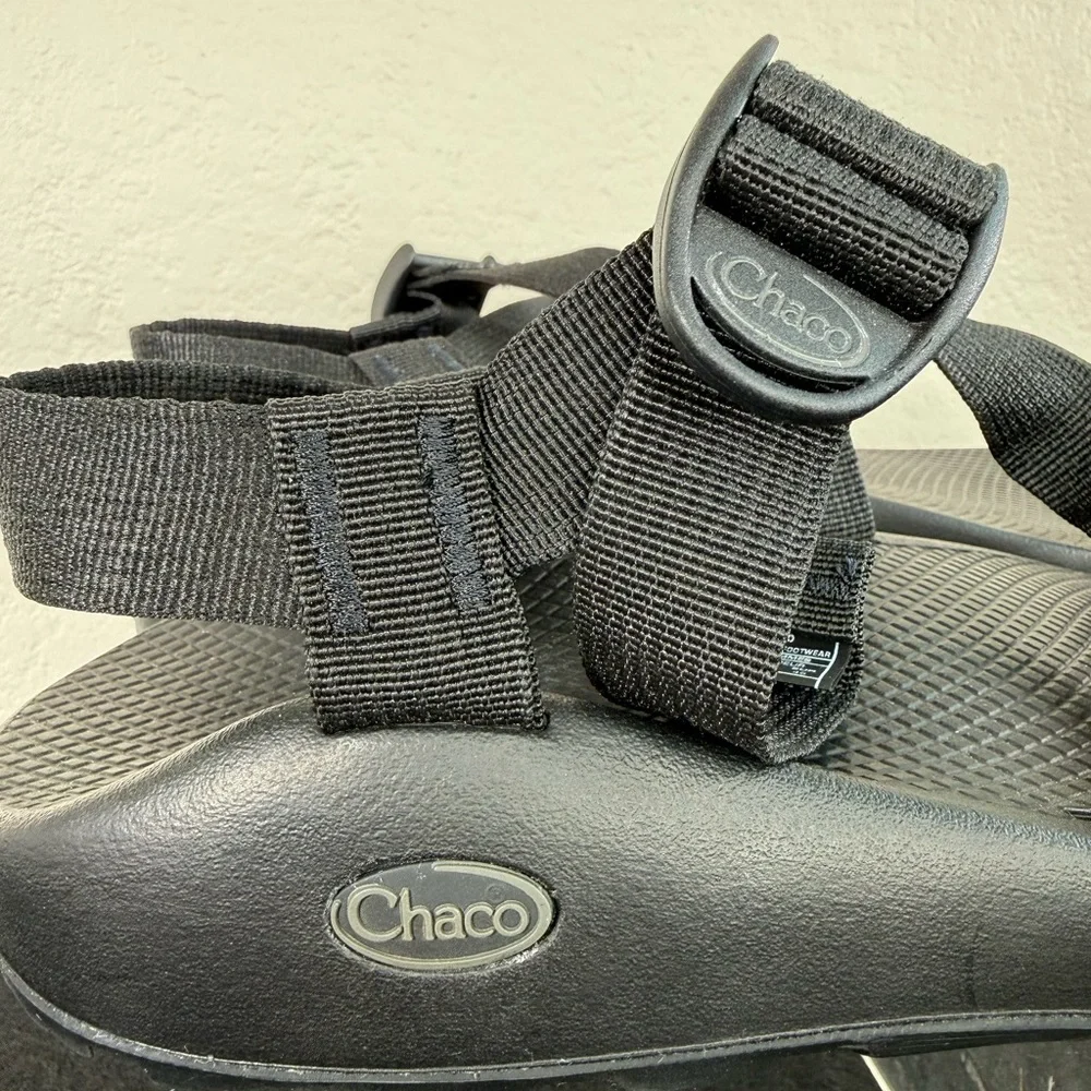 NEW NWOT CHACO Men’s Z2 Classic Adjustable Strap Performance Sandals Size 13